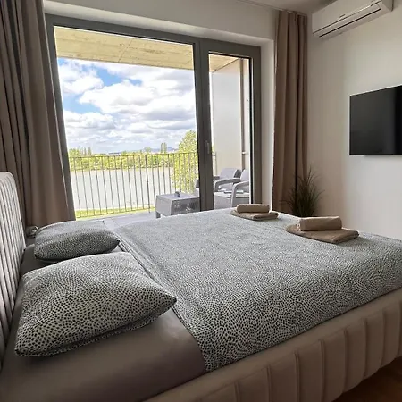 Bluewave Riverside Piestany Apartment